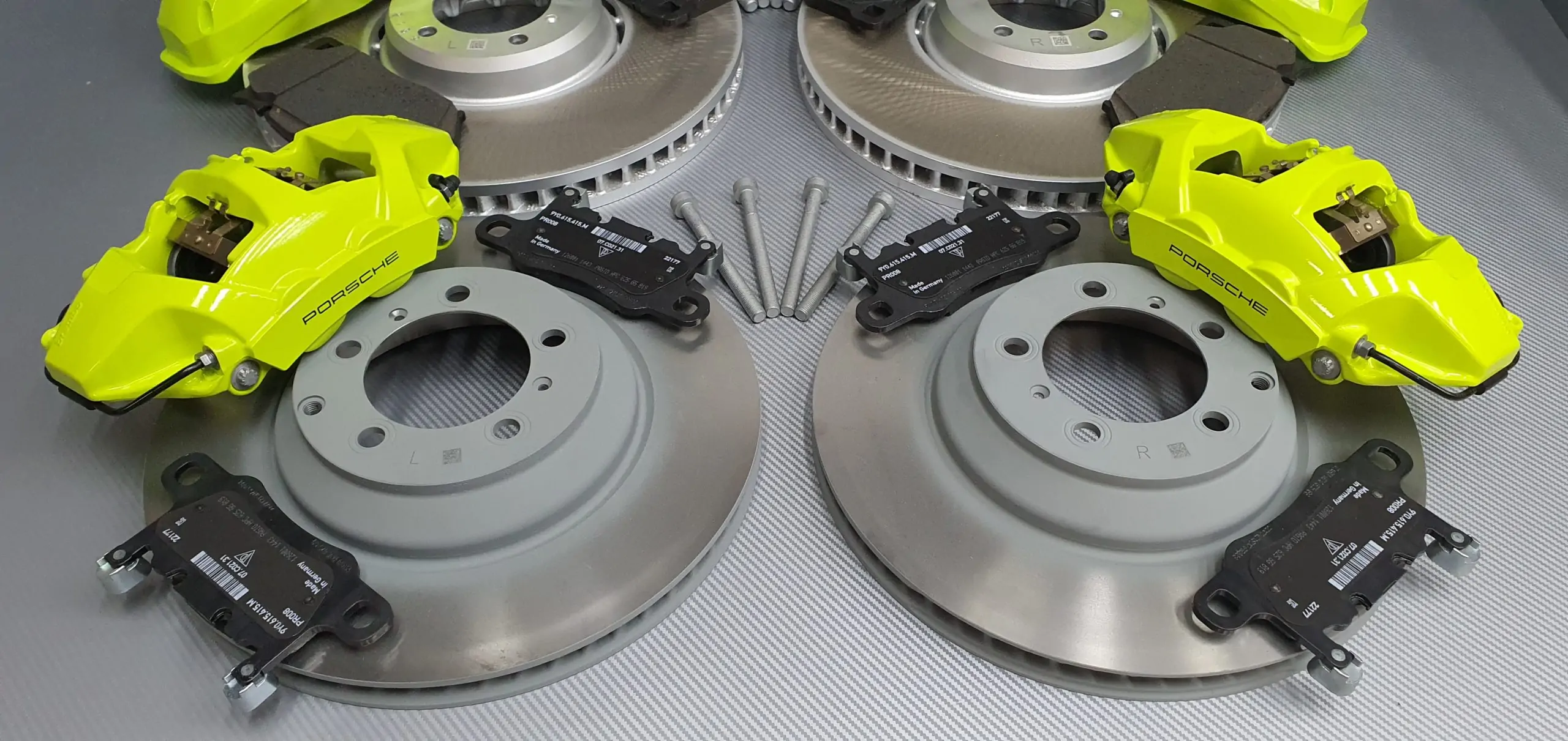 Porsche Cayenne 9Y0 steel green kit. pic 5