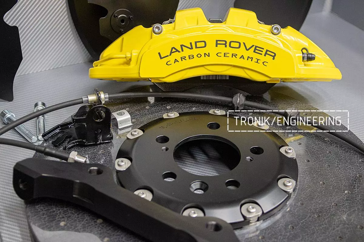 Land Rover L405 carbon-ceramic brakes. pic_6