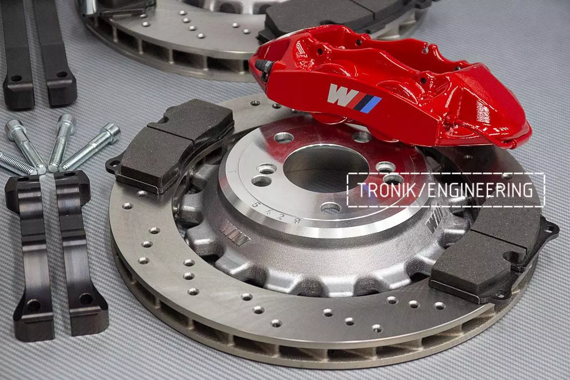 BMW M3 E92 brake system kit. pic 3