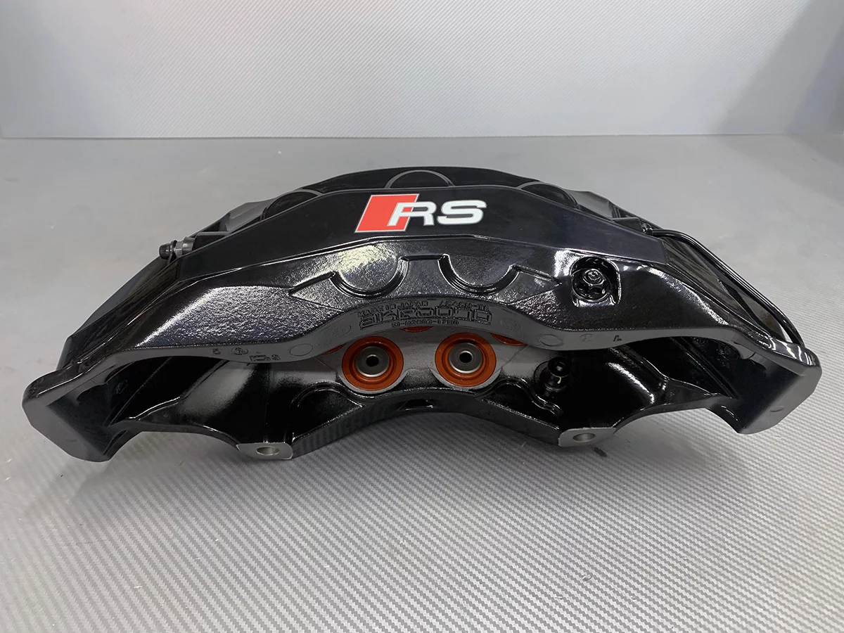 4M8 615 107 - Audi RSQ8 black front left caliper. pic 2