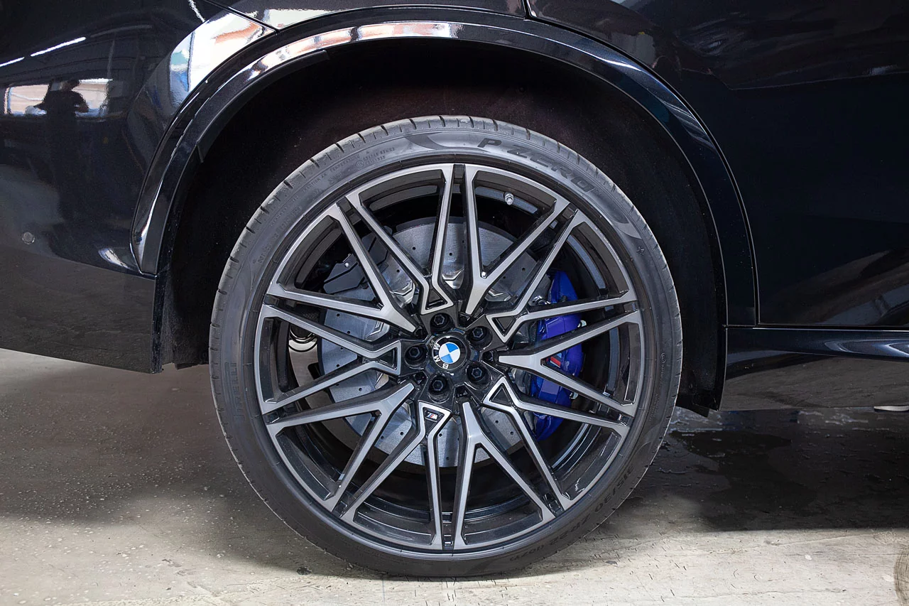 BMW X5/X6 F95/F96 carbon-ceramic brakes. pic. 3