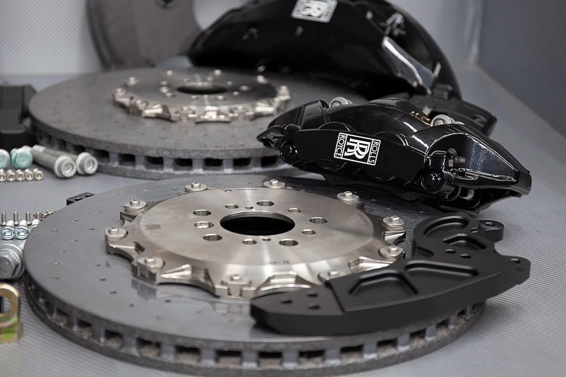 Rolls-Royce Ghost RR21 carbon-ceramic brake kit. pic 5