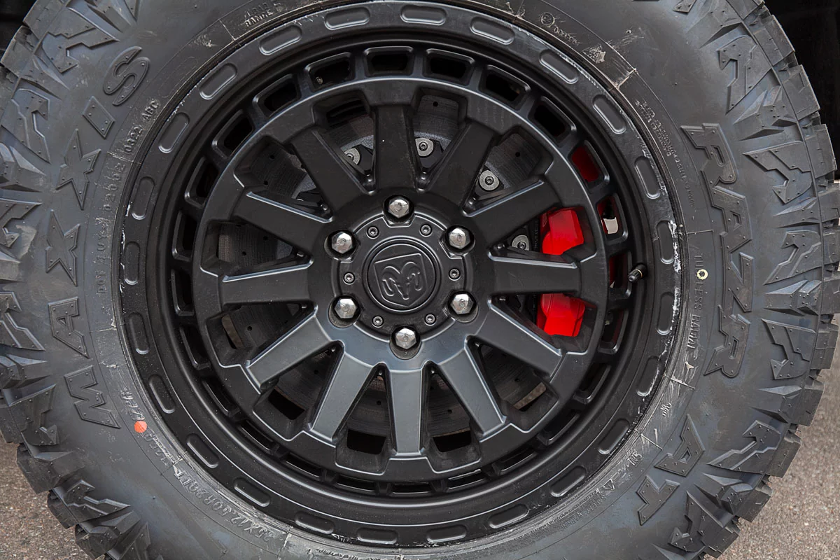 Dodge RAM TRX carbon-ceramic brakes. Pic 10