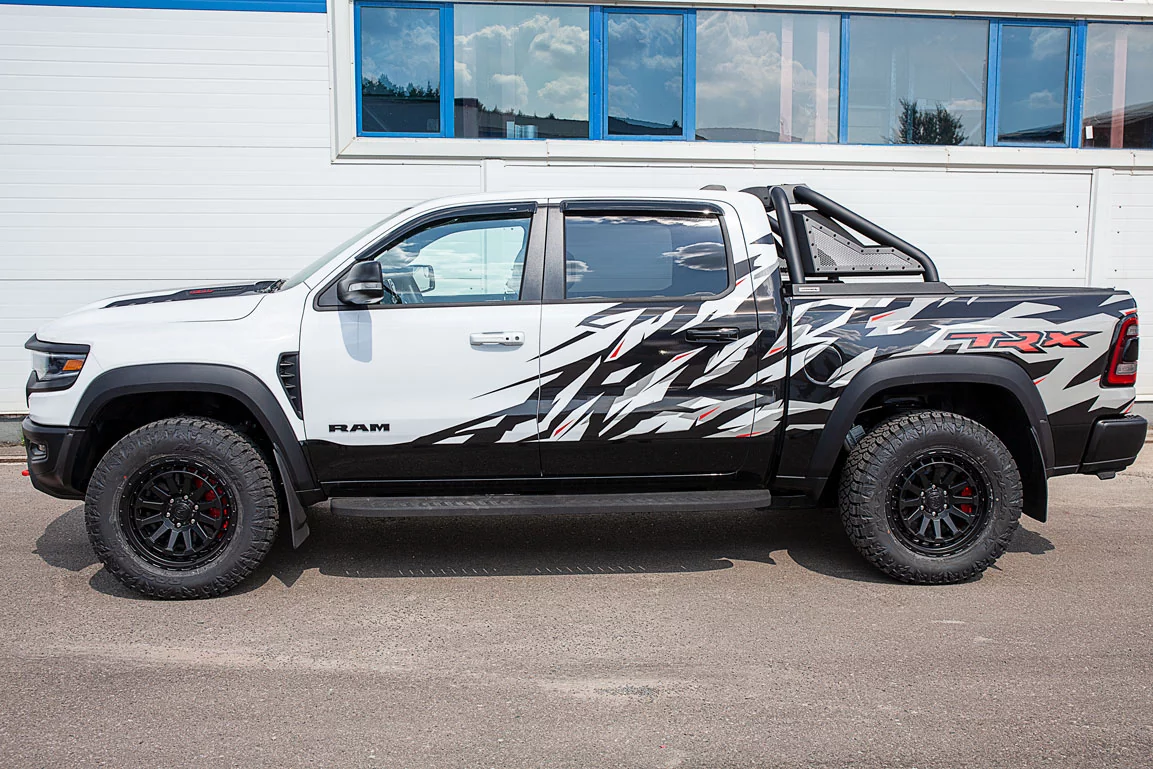 Dodge RAM TRX carbon-ceramic brakes. Pic 13