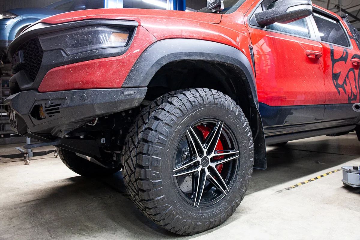 Carbon-ceramic brake kit Dodge RAM TRX . Pic 18