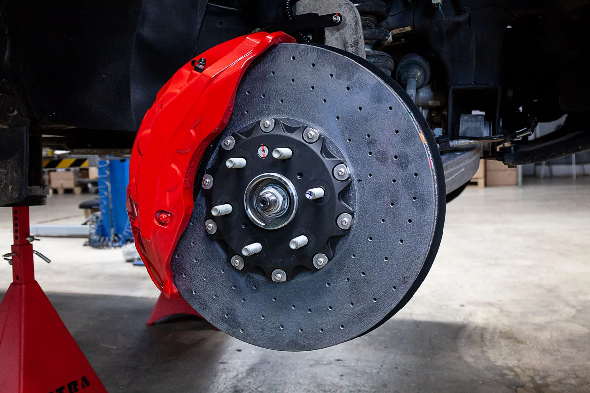 Dodge RAM TRX carbon-ceramic brakes. Pic 2