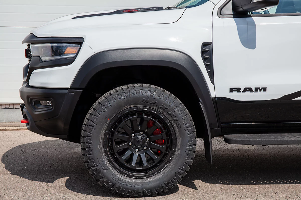 Dodge RAM TRX carbon-ceramic brakes. Pic 11