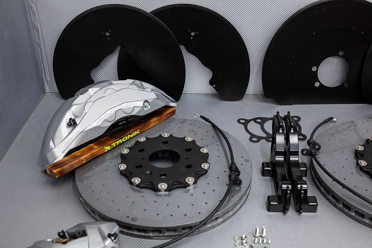 Carbon-ceramic brake kit Cadillac Escalade . Pic 3