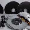 Cadillac Escalade carbon-ceramic brakes with aluminum tops. pic 4