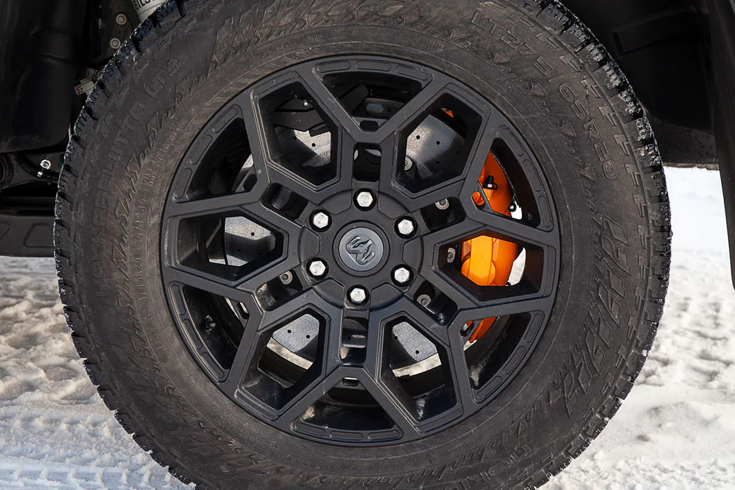 Dodge RAM TRX carbon-ceramic brakes. Pic 8