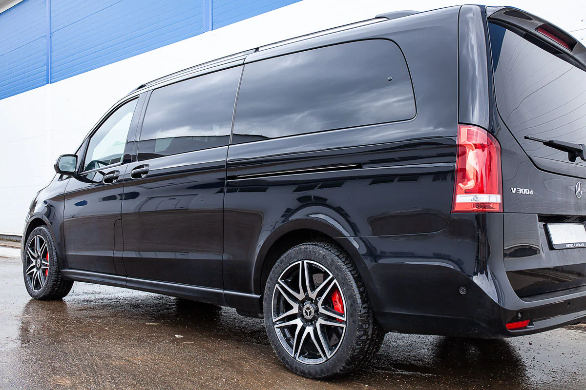 Mercedes-Benz W447 V-class carbon-ceramic brakes. Pic 19