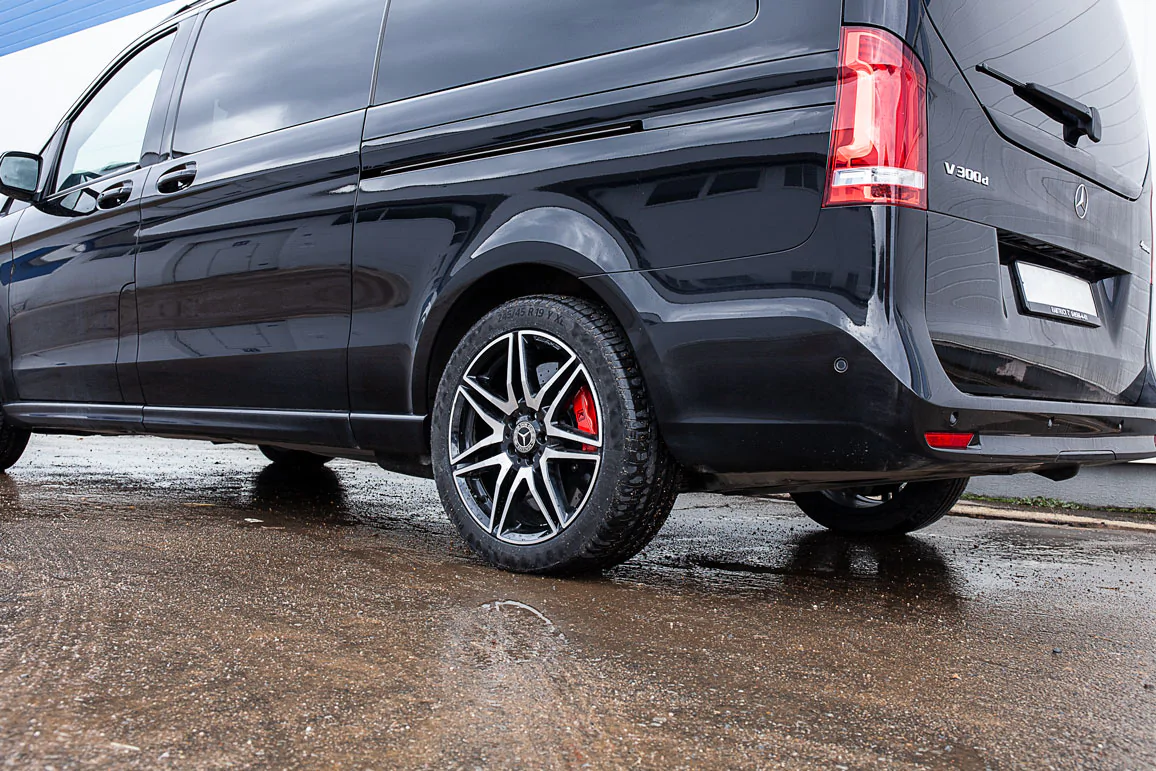 Mercedes-Benz W447 V-class carbon-ceramic brakes. Pic 20