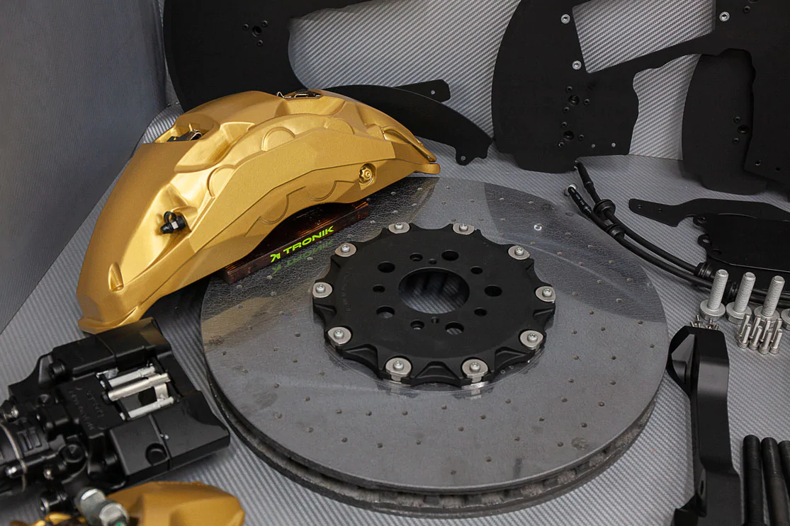 Carbon-ceramic brake kit BMW X6 F96. Pic 5