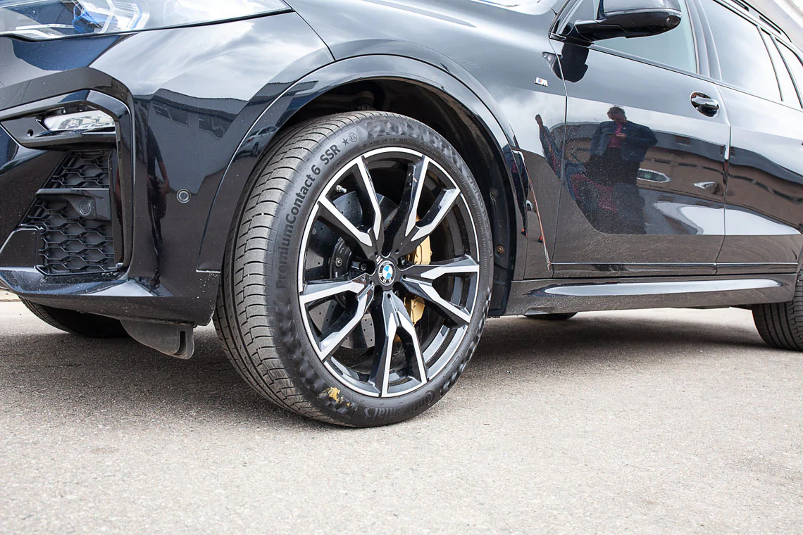 BMW X7 G07 carbon-ceramic brakes. Pic 7