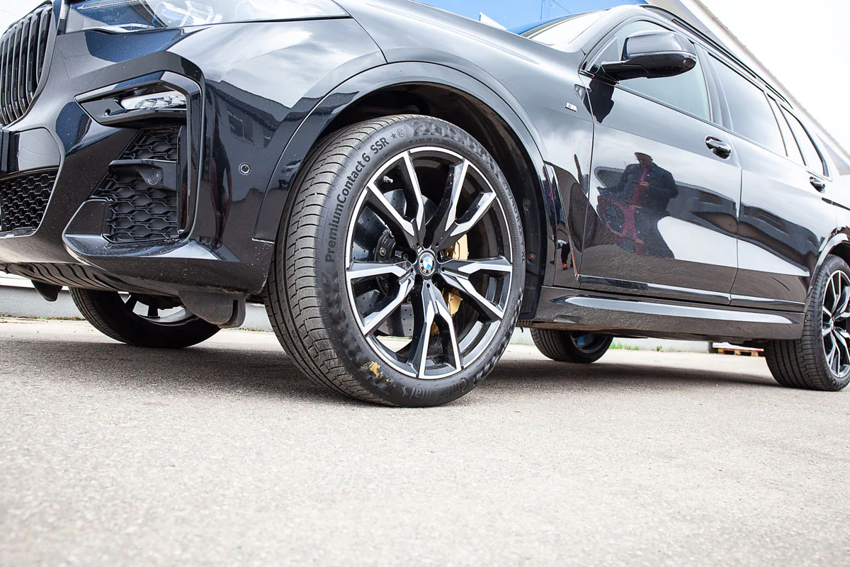 BMW X7 G07 carbon-ceramic brakes. Pic 8