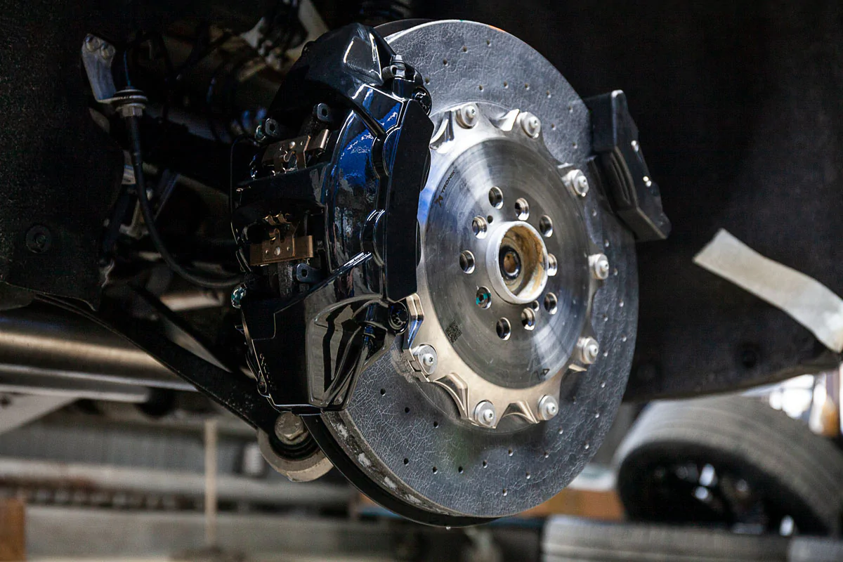 Rolls-Royce Cullinan carbon-ceramic brakes. Pic 11