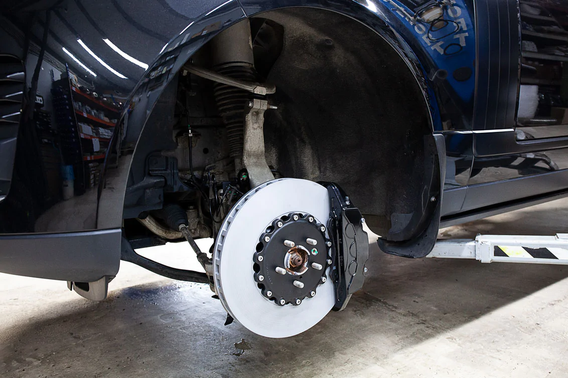 Range Rover brakes. Pic 3