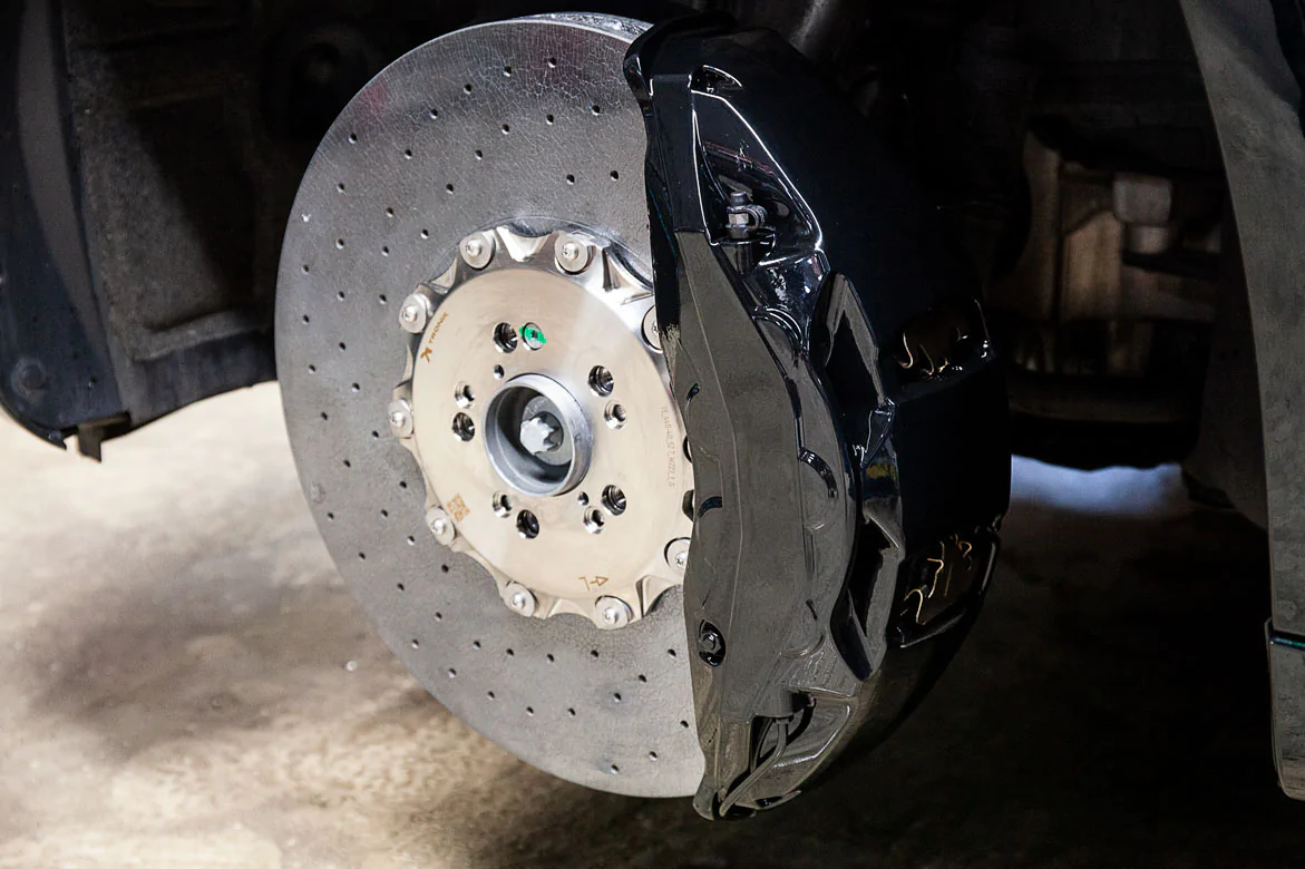 Carbon-ceramic brake system Mercedes-Benz W223 Maybach. Pic 2