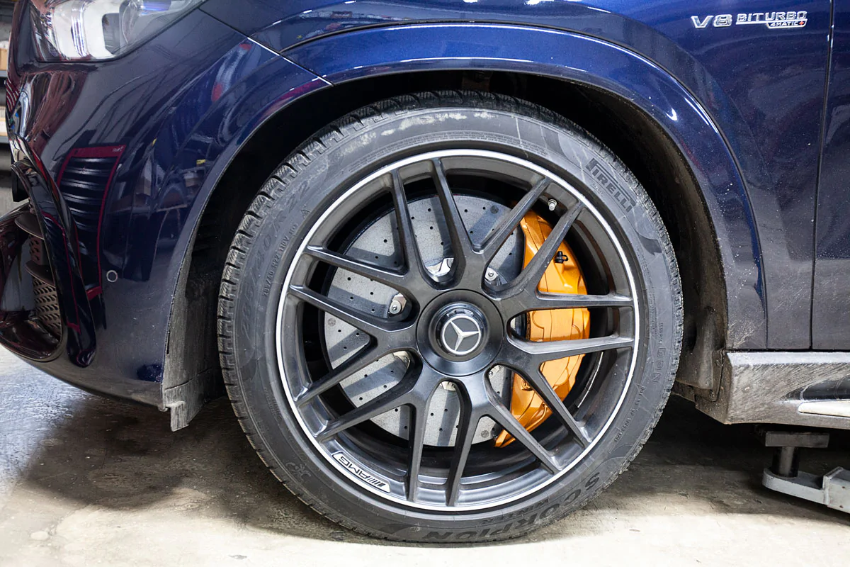 Mercedes-Benz W167 carbon-ceramic brakes. Pic 8