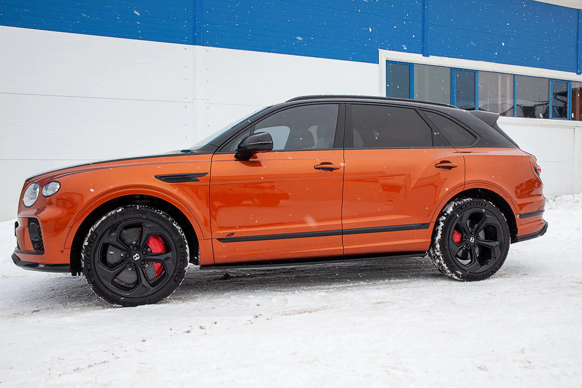 Carbon-ceramic brake system Bentley Bentayga. Pic 9