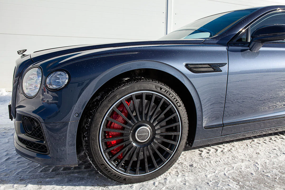 Carbon-ceramic brake system Bentley Flying Spur. Pic 17