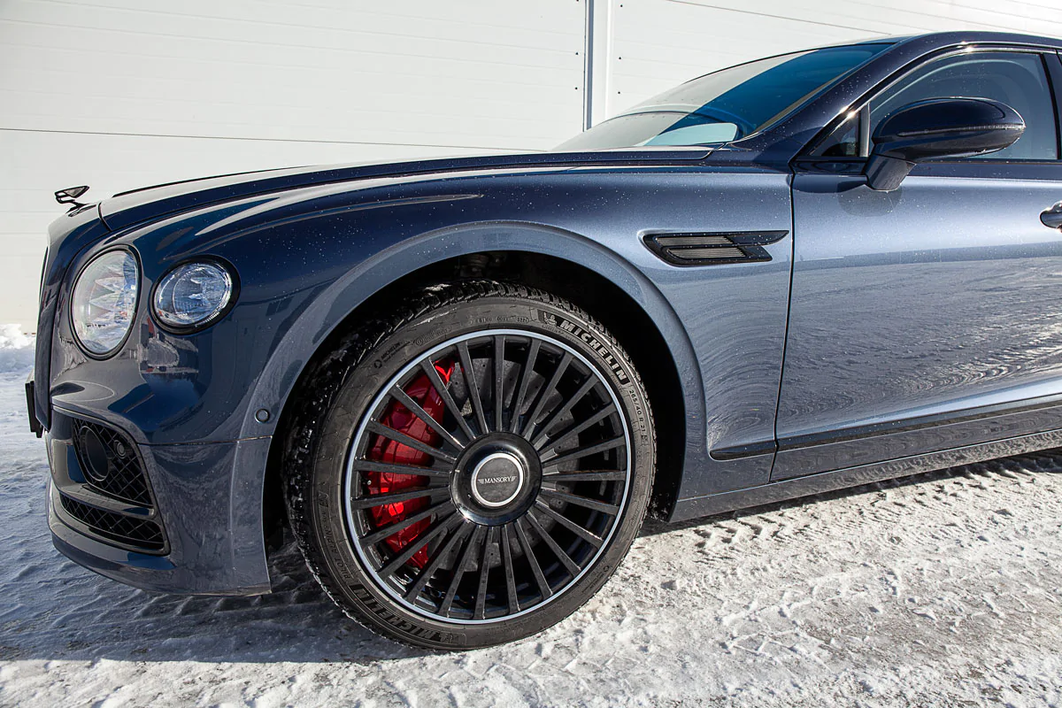 Carbon-ceramic brake system Bentley Flying Spur. Pic 19