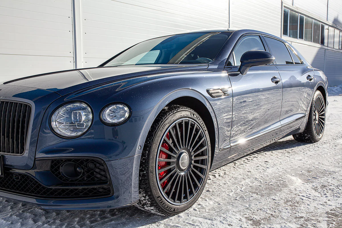 Carbon-ceramic brake system Bentley Flying Spur. Pic 20