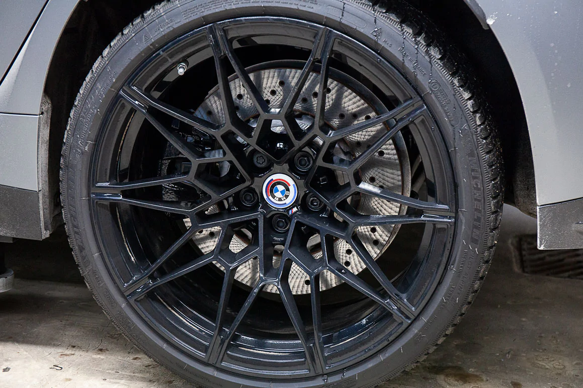 OEM brake system BMW M3 G80. Pic 3