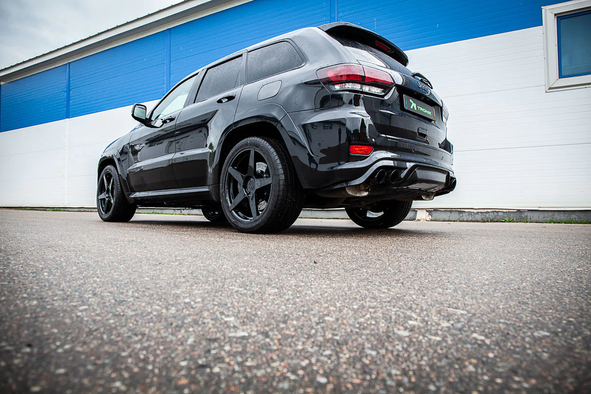 Carbon-ceramic brake system Jeep trackhawk. Pic 13