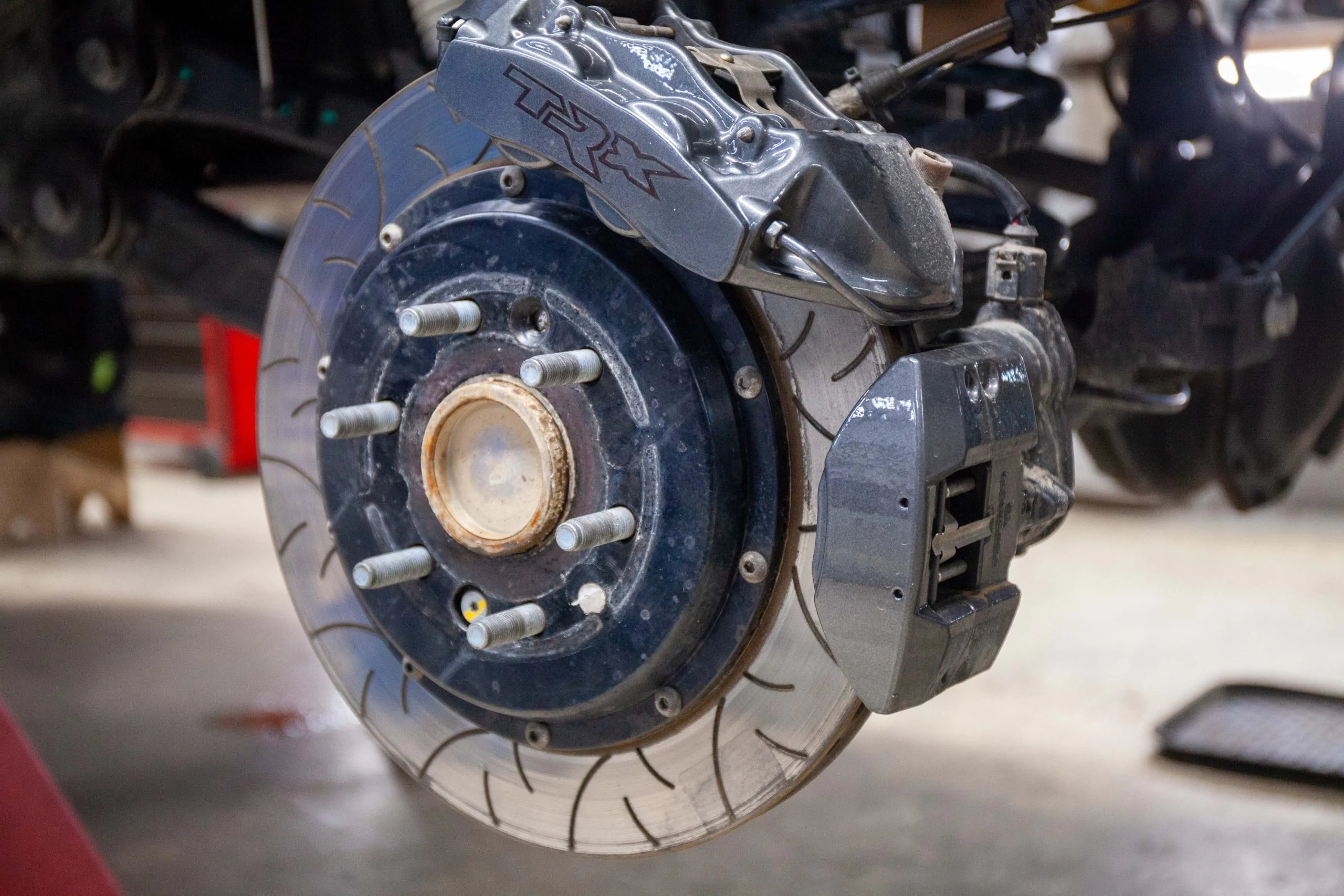 OEM brake system Dodge RAM TRX. Pic 3