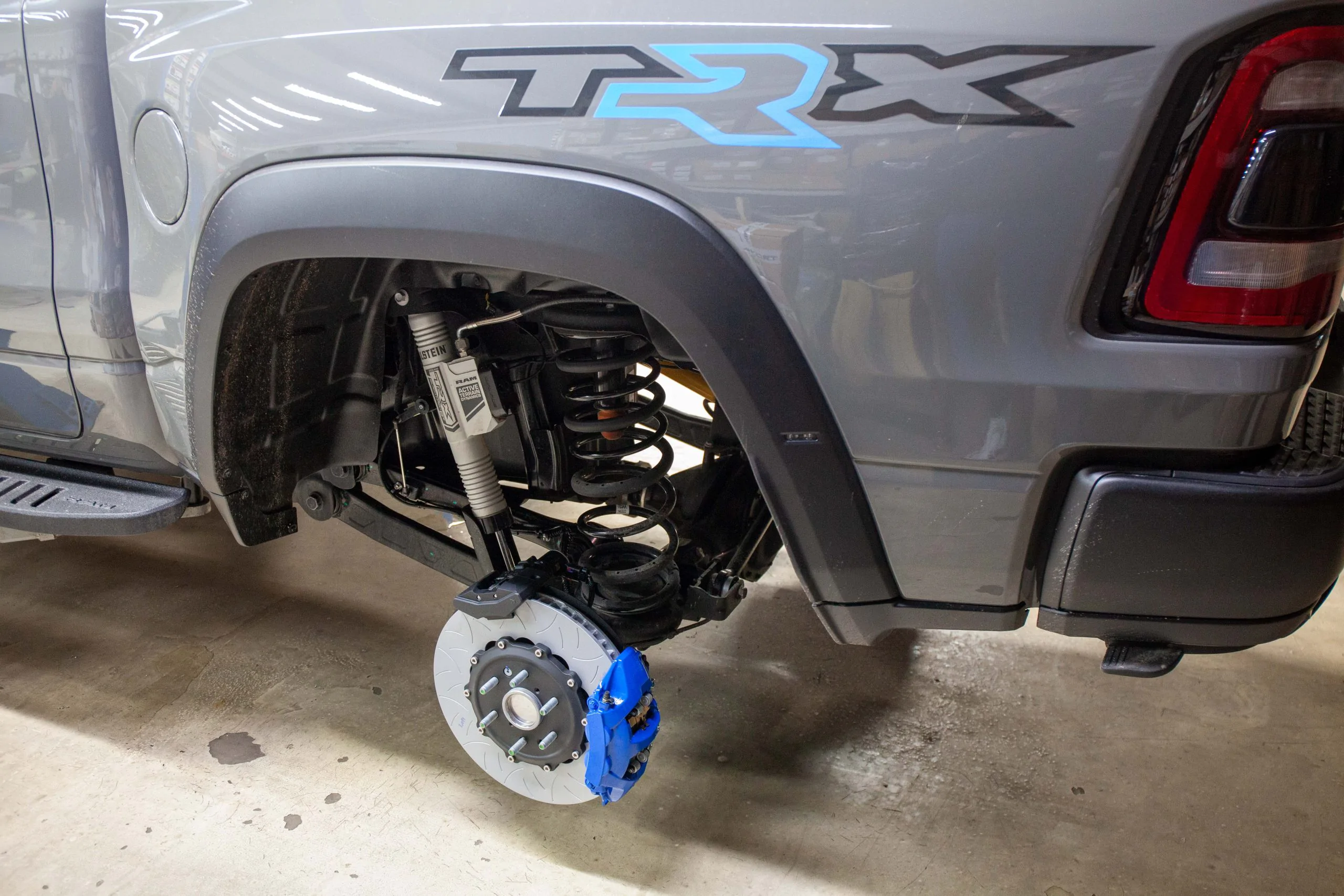 Brake system for Dodge RAM TRX. Pic 8