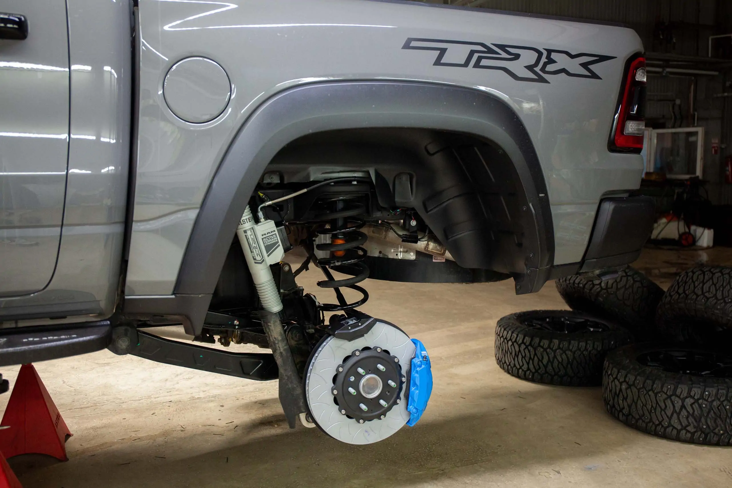 Brake system for Dodge RAM TRX. Pic 8