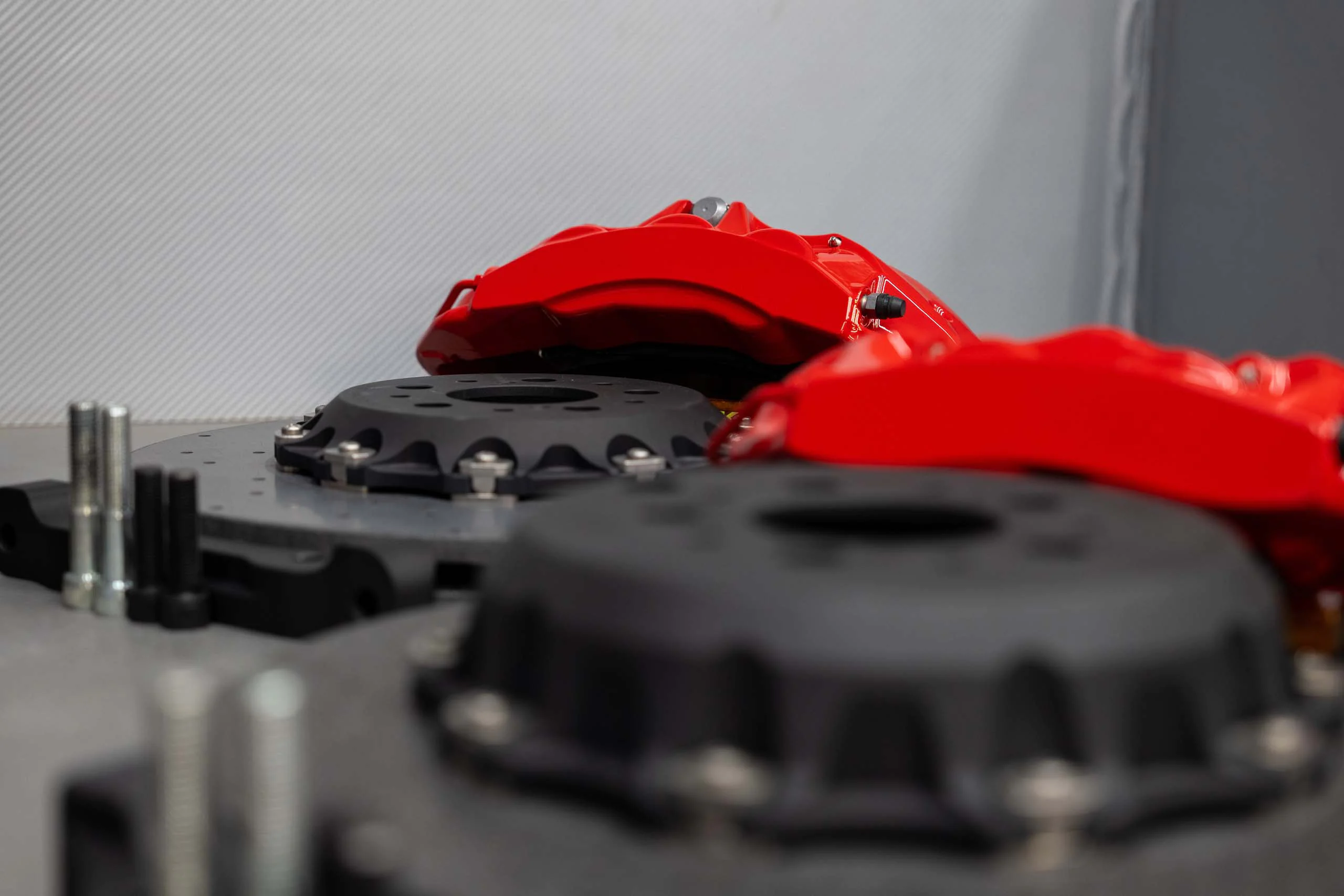 Carbon ceramic brake system kit for Ferrari Maranello. Pic 6