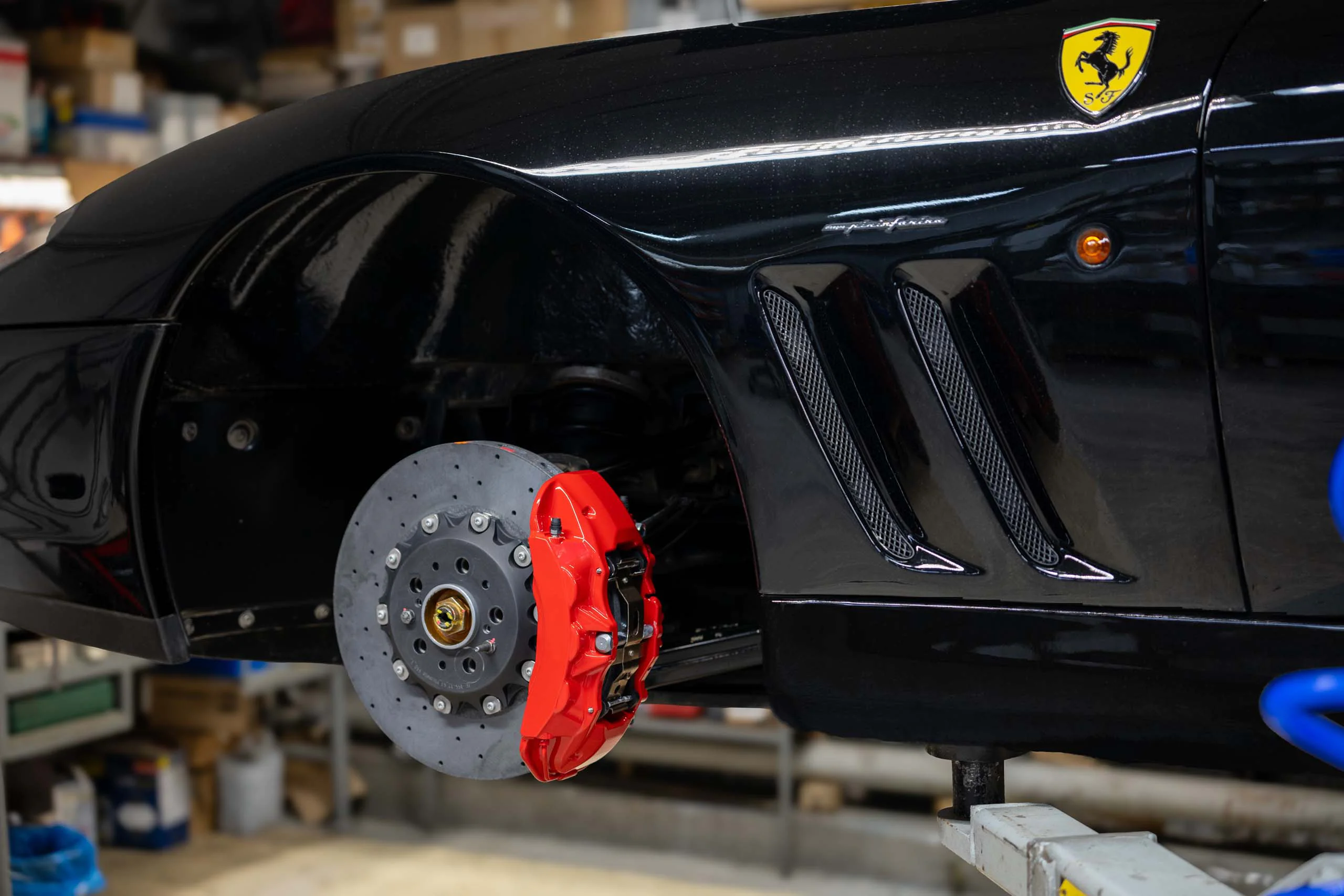 Carbon ceramic brake system for Ferrari Maranello. Pic 14