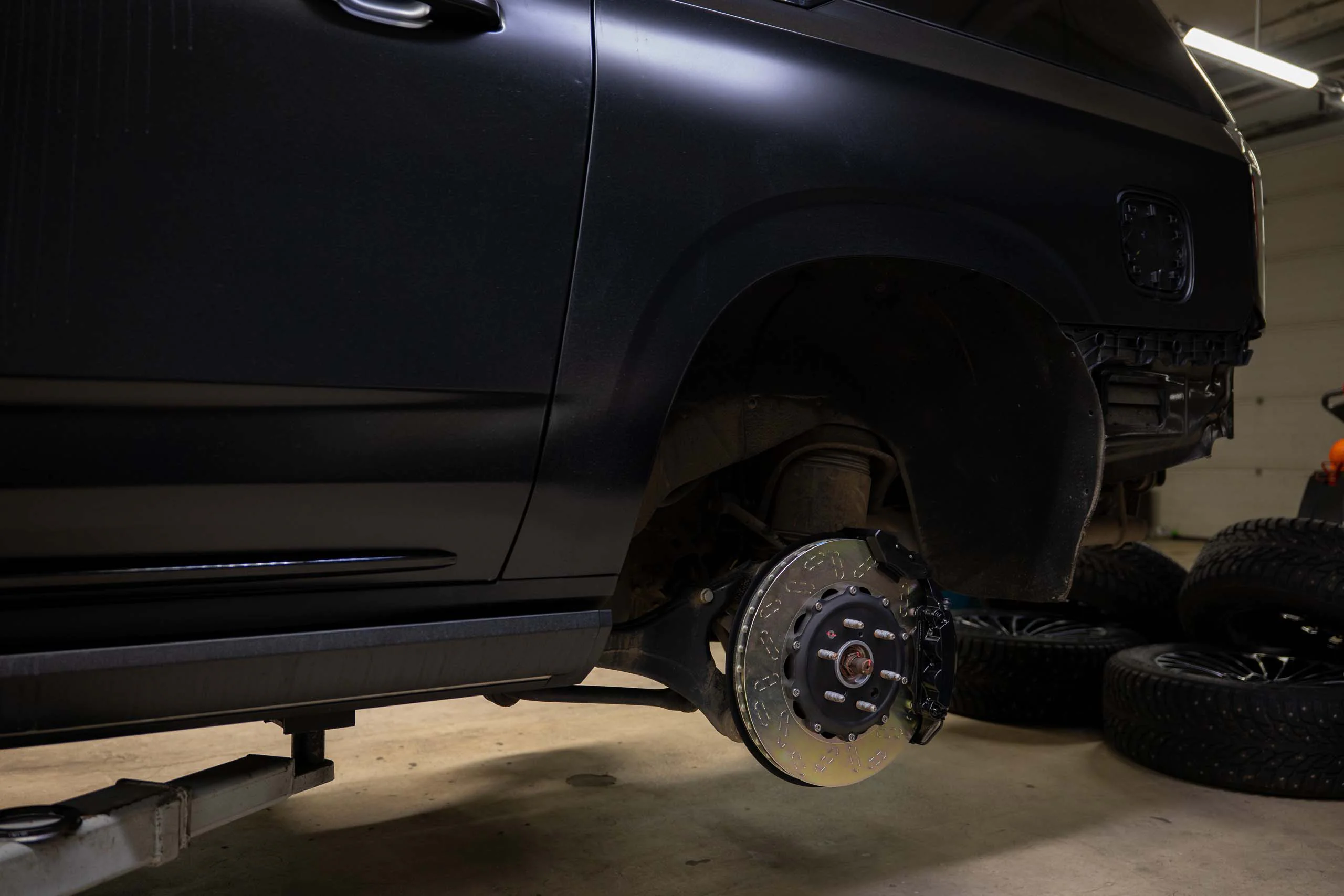 Brake system for Cadillac Escalade. Pic 9