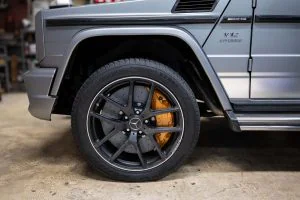 Carbon ceramic brake system for Mercedes-Benz G-class. Pic 10