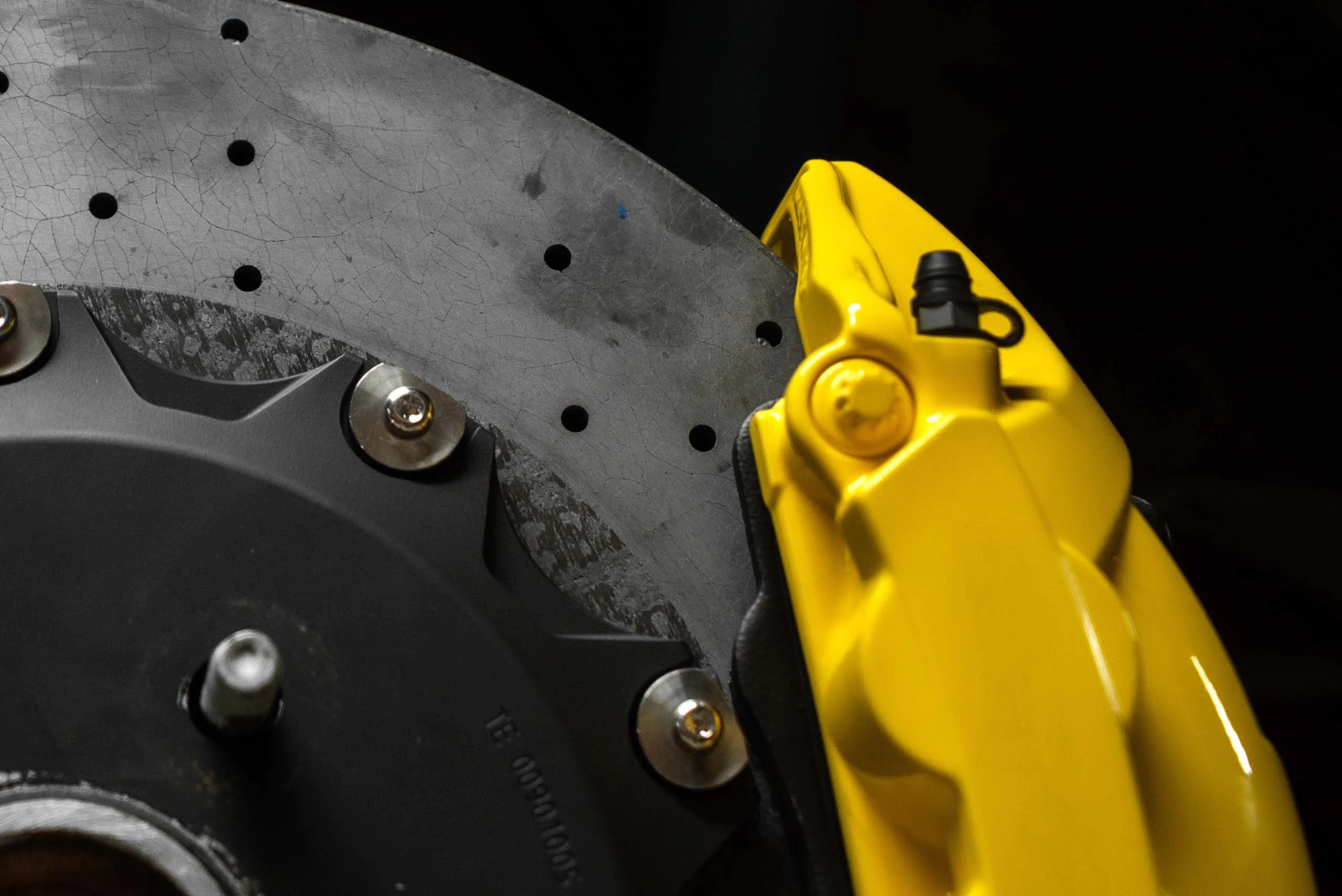 Carbon ceramic brake system for Jeep Grand Cherokee SRT. Pic 9