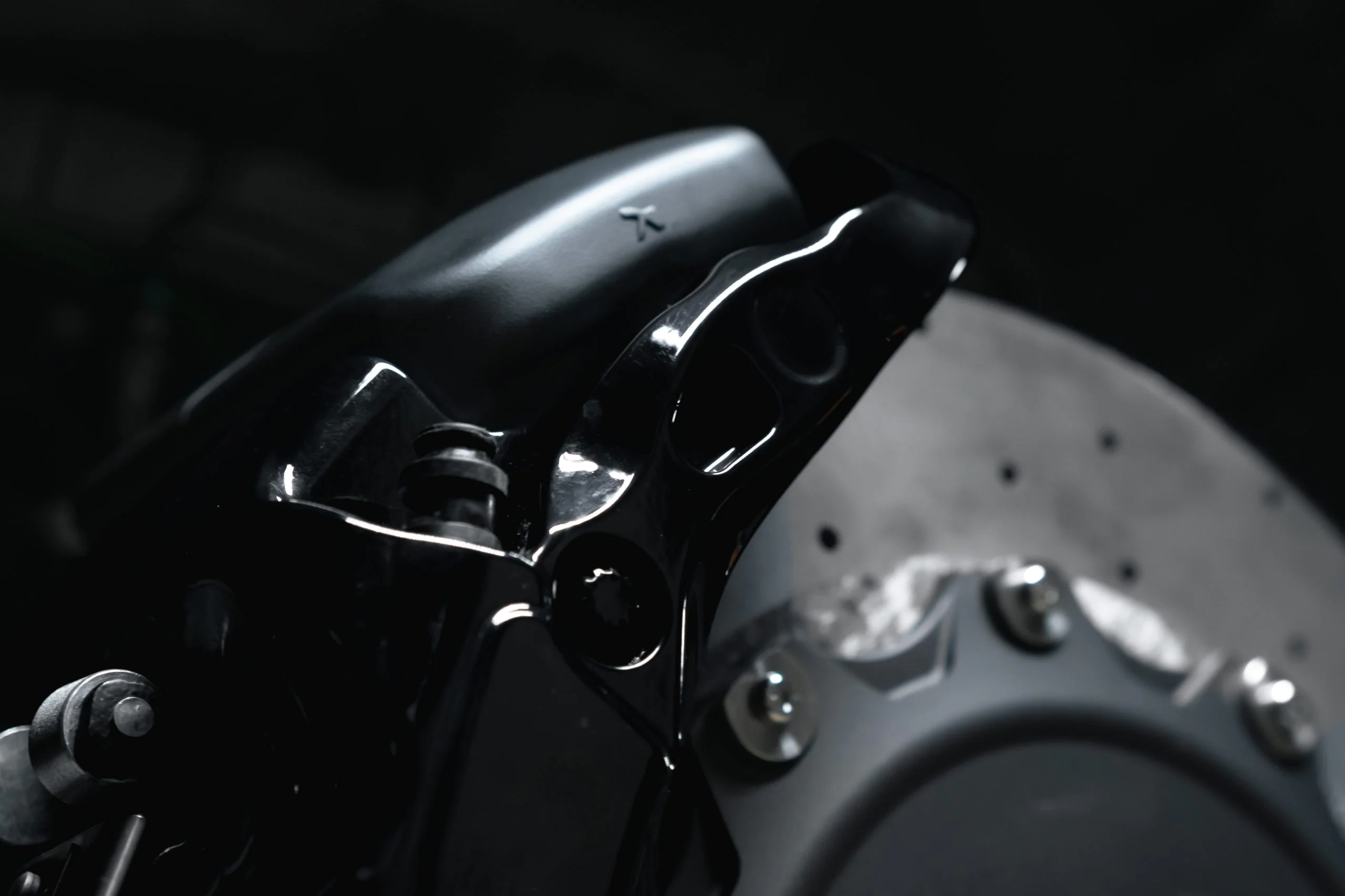 Carbon ceramic brake system for Zeekr 009. Pic 14
