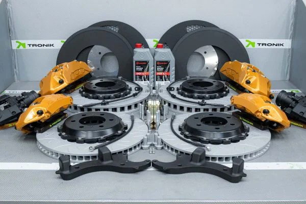 Brake system kit for Lexus LX600 Pic 1