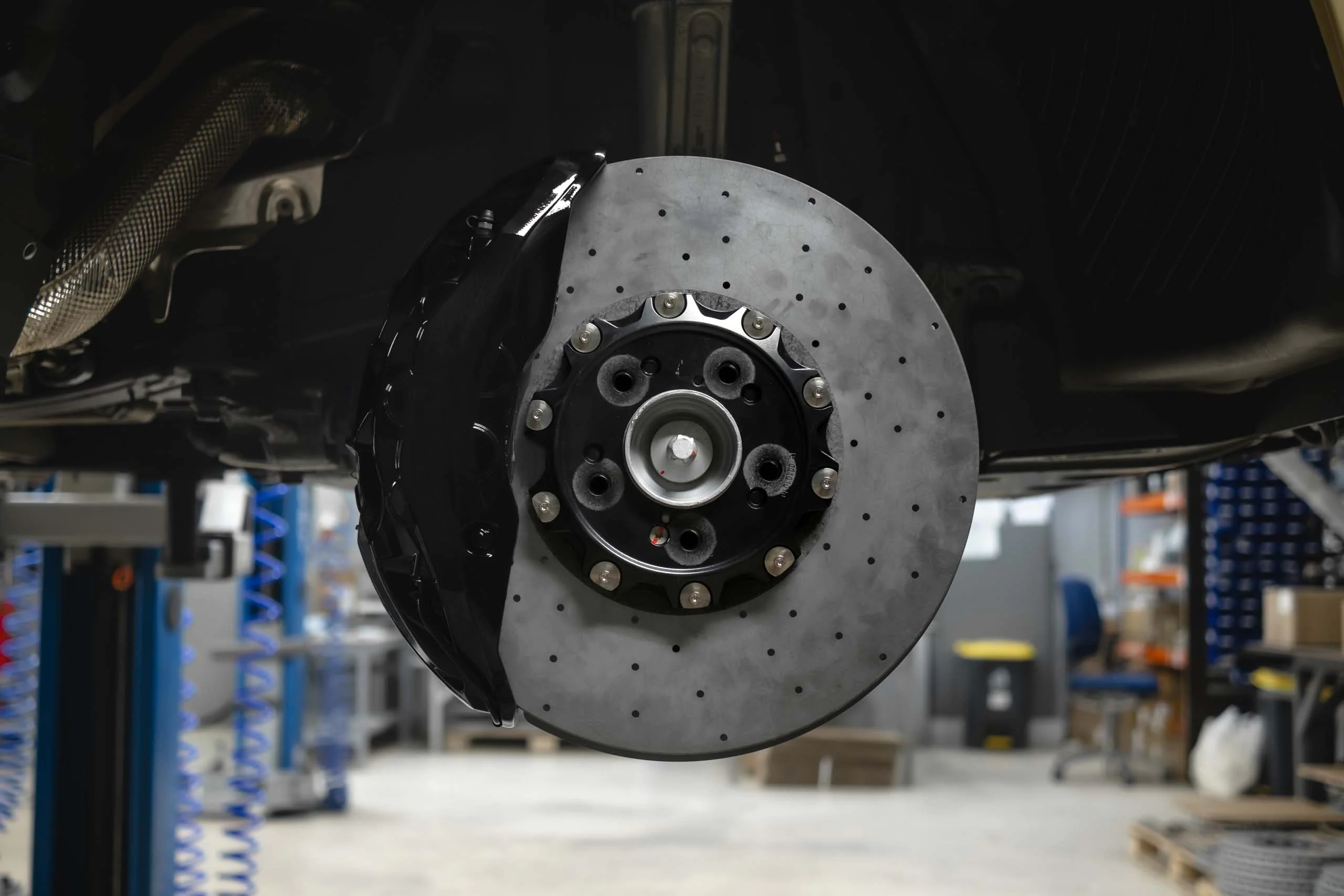 Carbon ceramic brake system for Mercedes-Benz W463.276. Pic 5
