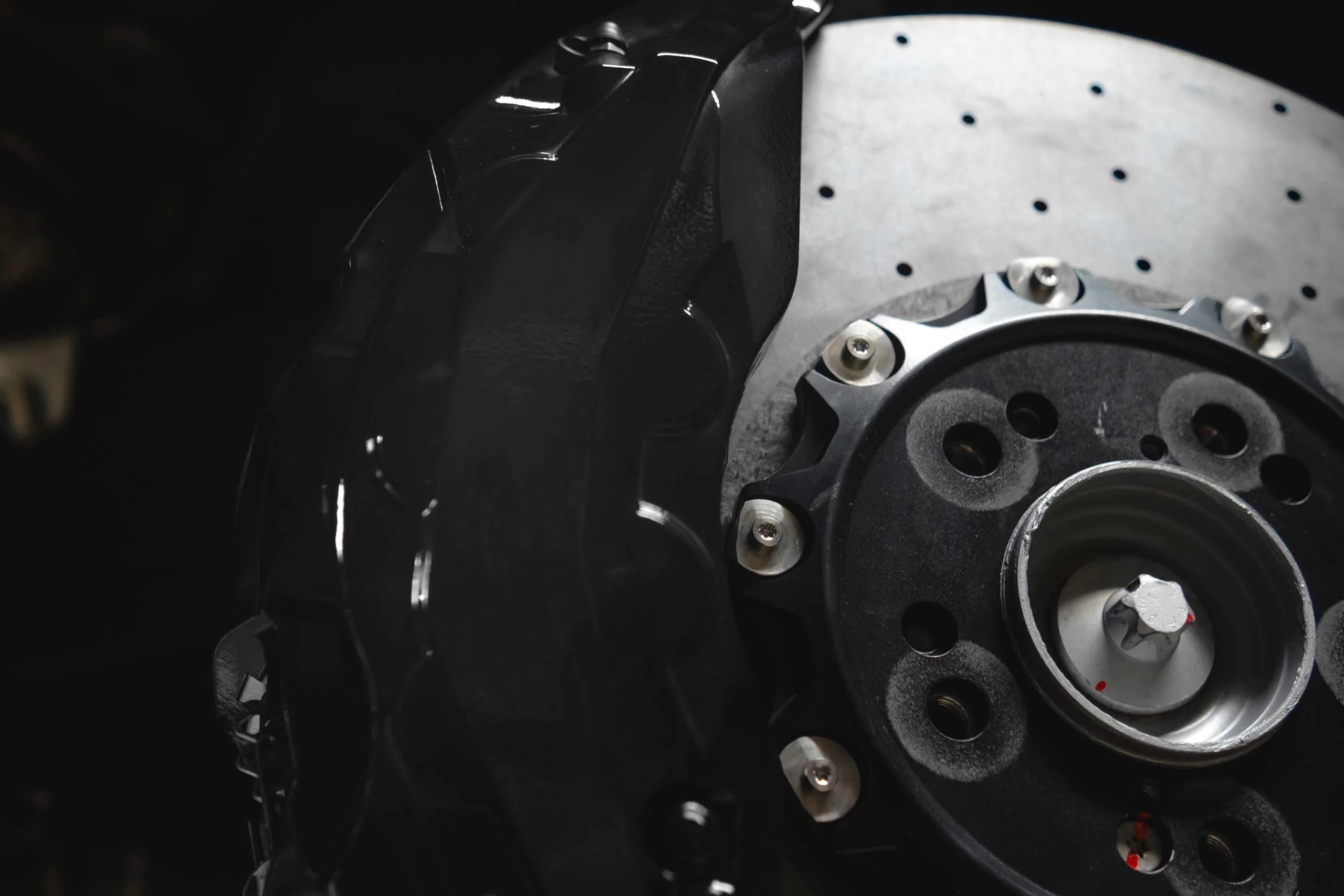 Carbon ceramic brake system for Mercedes-Benz W463.276. Pic 6