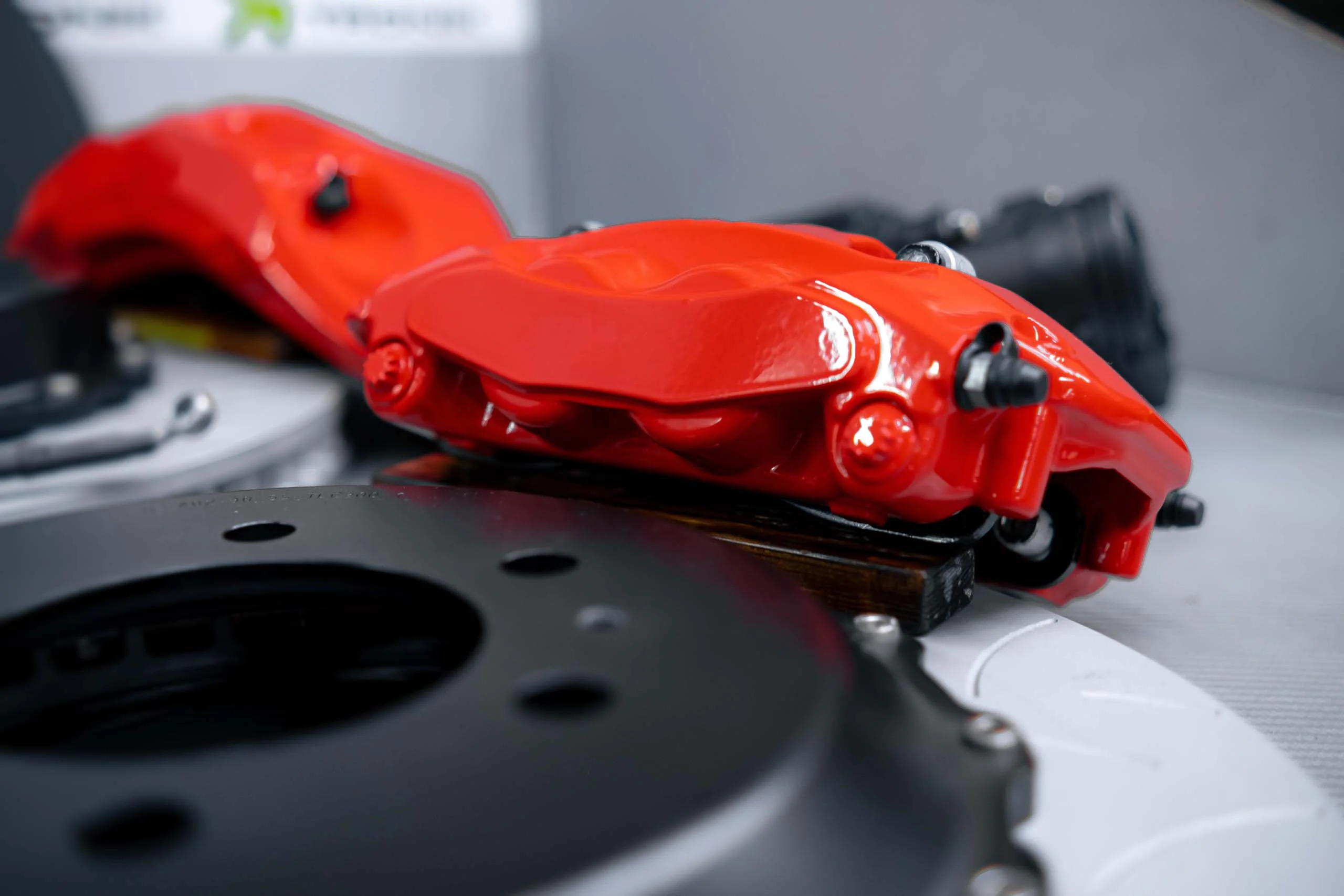 Brake system kit for Toyota Sequoia. Pic 7
