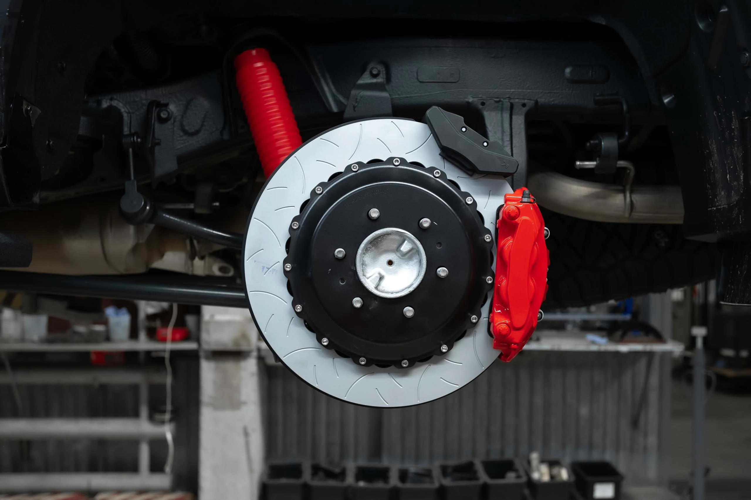 Brake system for Toyota Sequoia. Pic 14