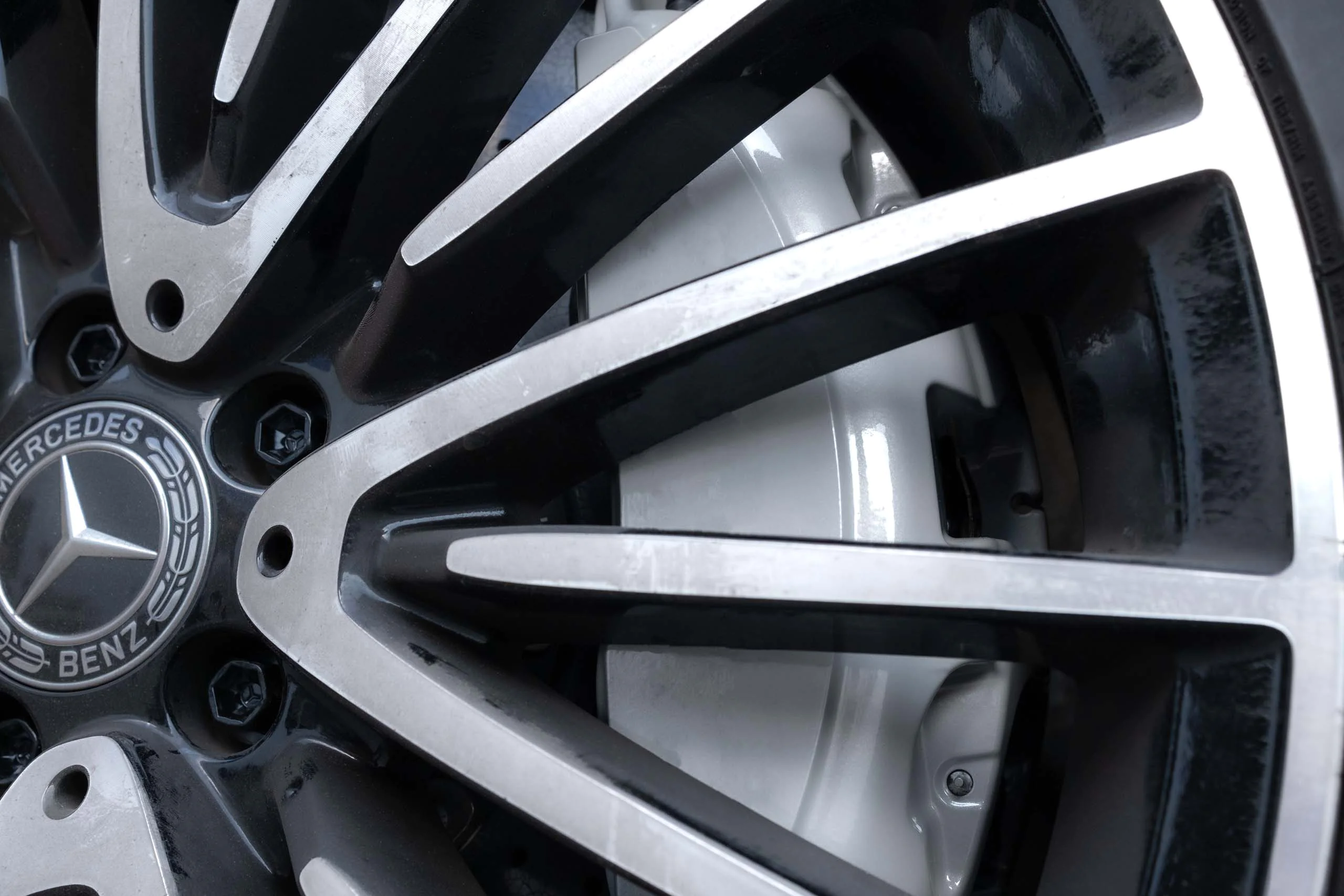 Carbon ceramic brake system for Mercedes-Benz W223. Pic 8