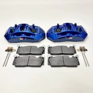 BMW M5 F10 front OEM 6-piston brake calipers (pair) with OEM brake pads
