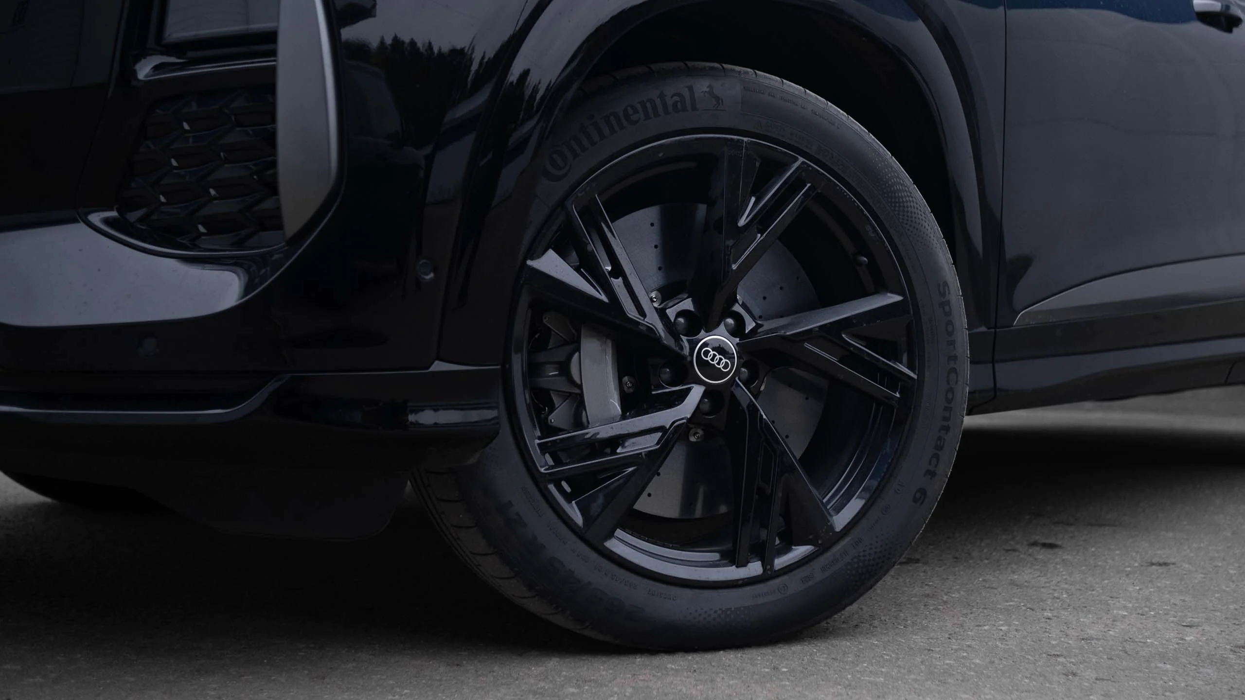 Carbon-ceramic brake system for Audi Q6. Pic 18 Carbon-ceramic brake system for Audi Q6. Pic 18