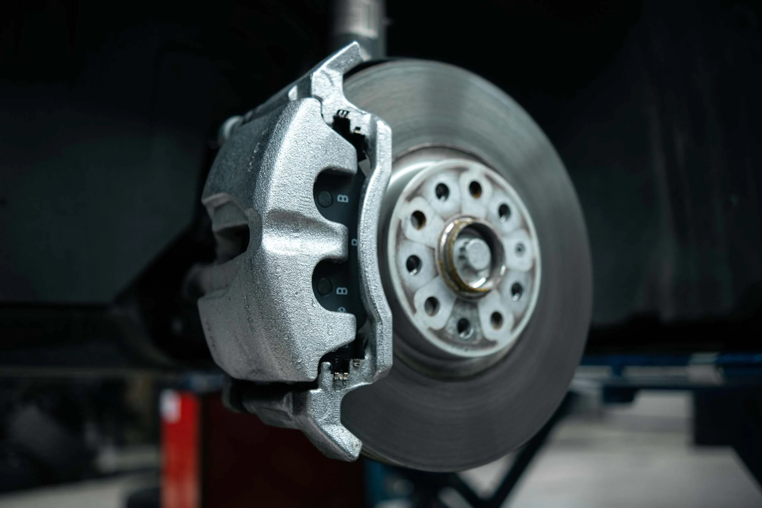 OEM brake system Audi Q6. Pic 13 OEM brake system Audi Q6. Pic 13