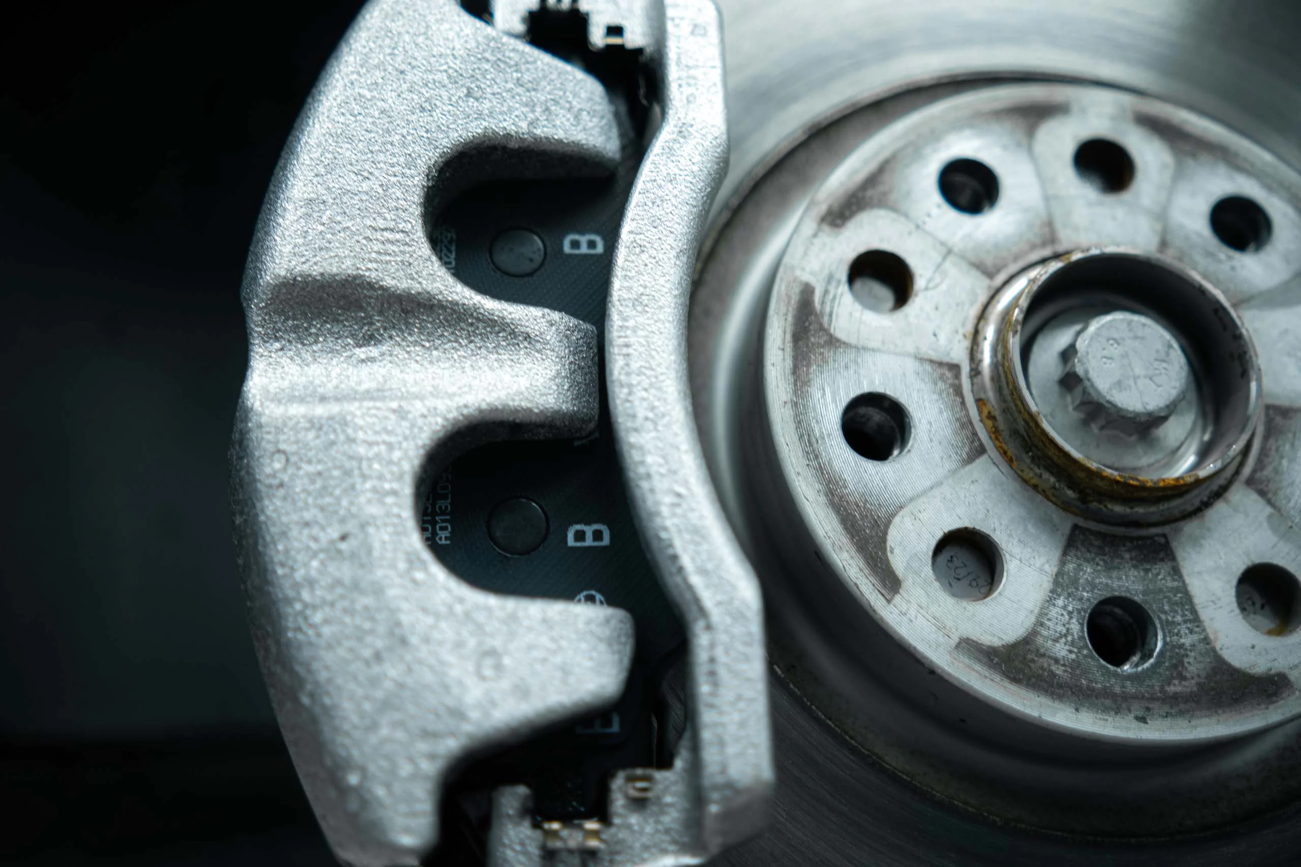 OEM brake system Audi Q6. Pic 14 OEM brake system Audi Q6. Pic 14