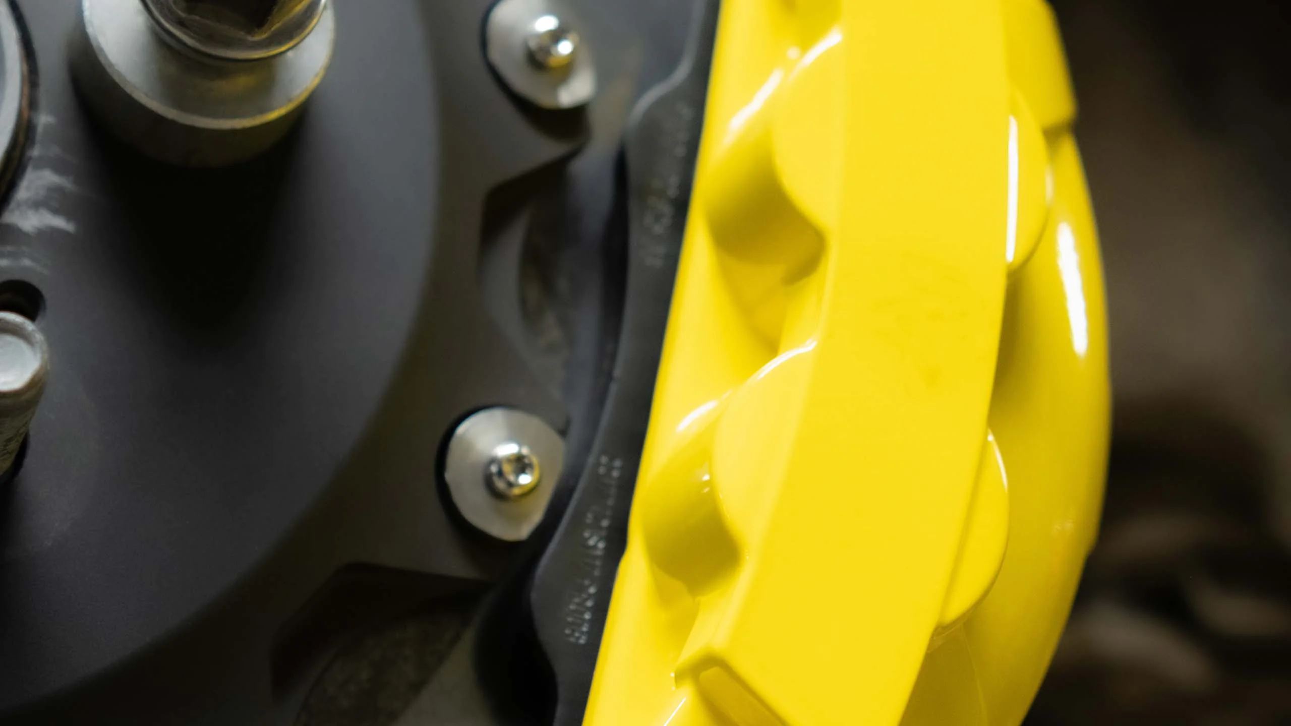 Carbon-ceramic brake system for Dodge Durango. Pic 12 Carbon-ceramic brake system for Dodge Durango. Pic 12