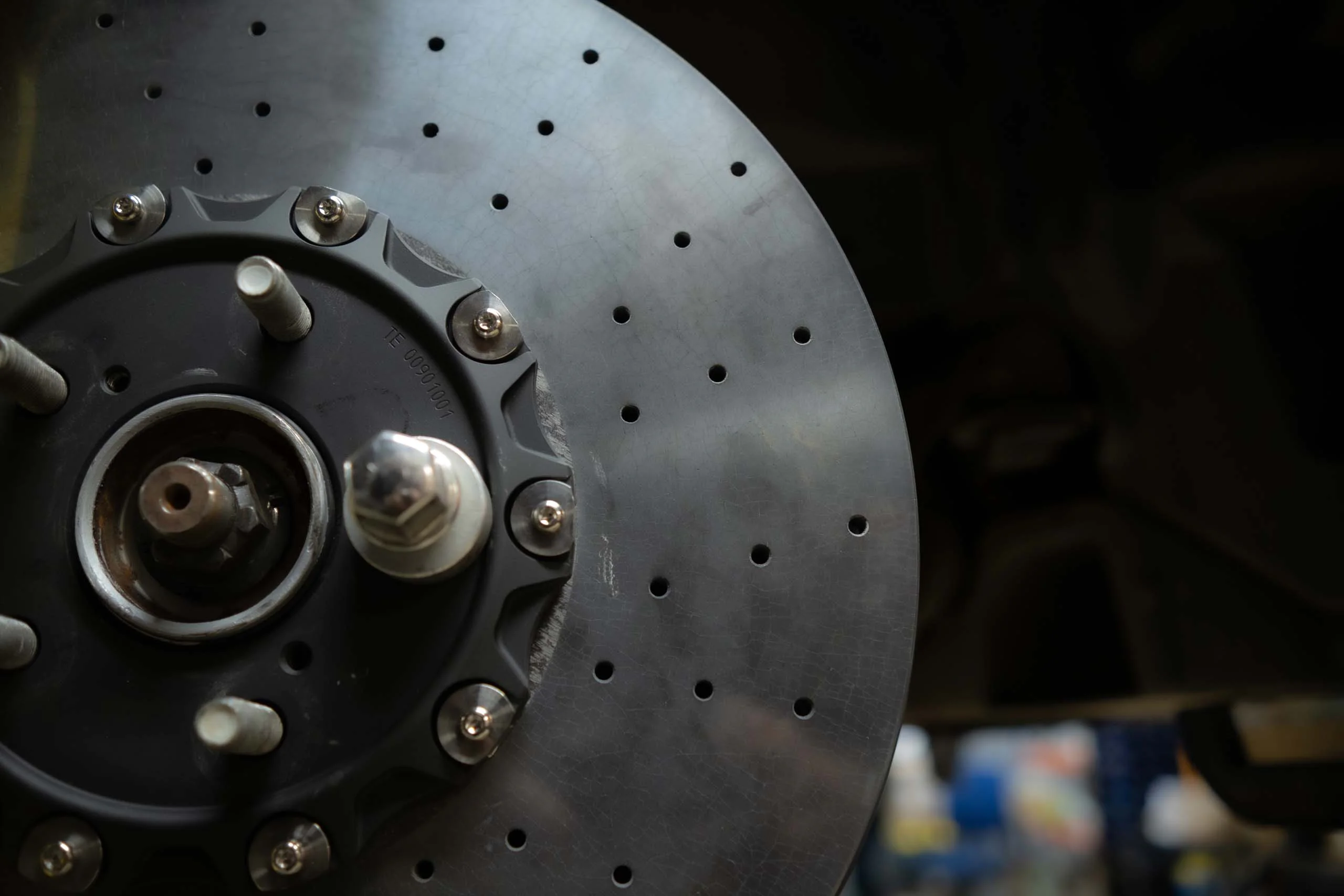 Carbon-ceramic brake system for Dodge Durango. Pic 14 Carbon-ceramic brake system for Dodge Durango. Pic 14